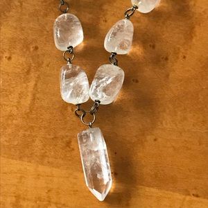Gorgeous quartz stone necklace